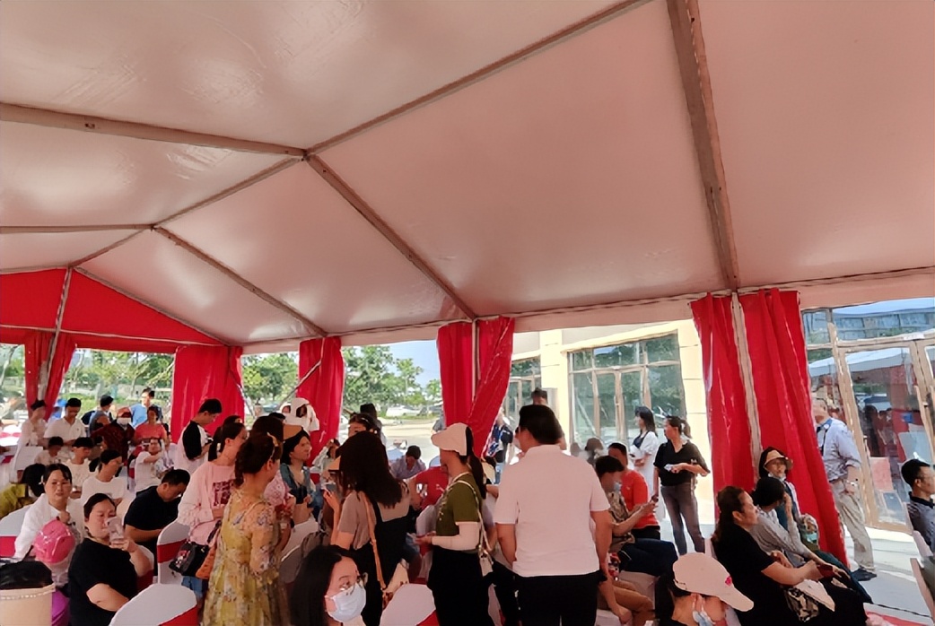 阳光100凤凰街1期交房,阳光100凤凰街交房