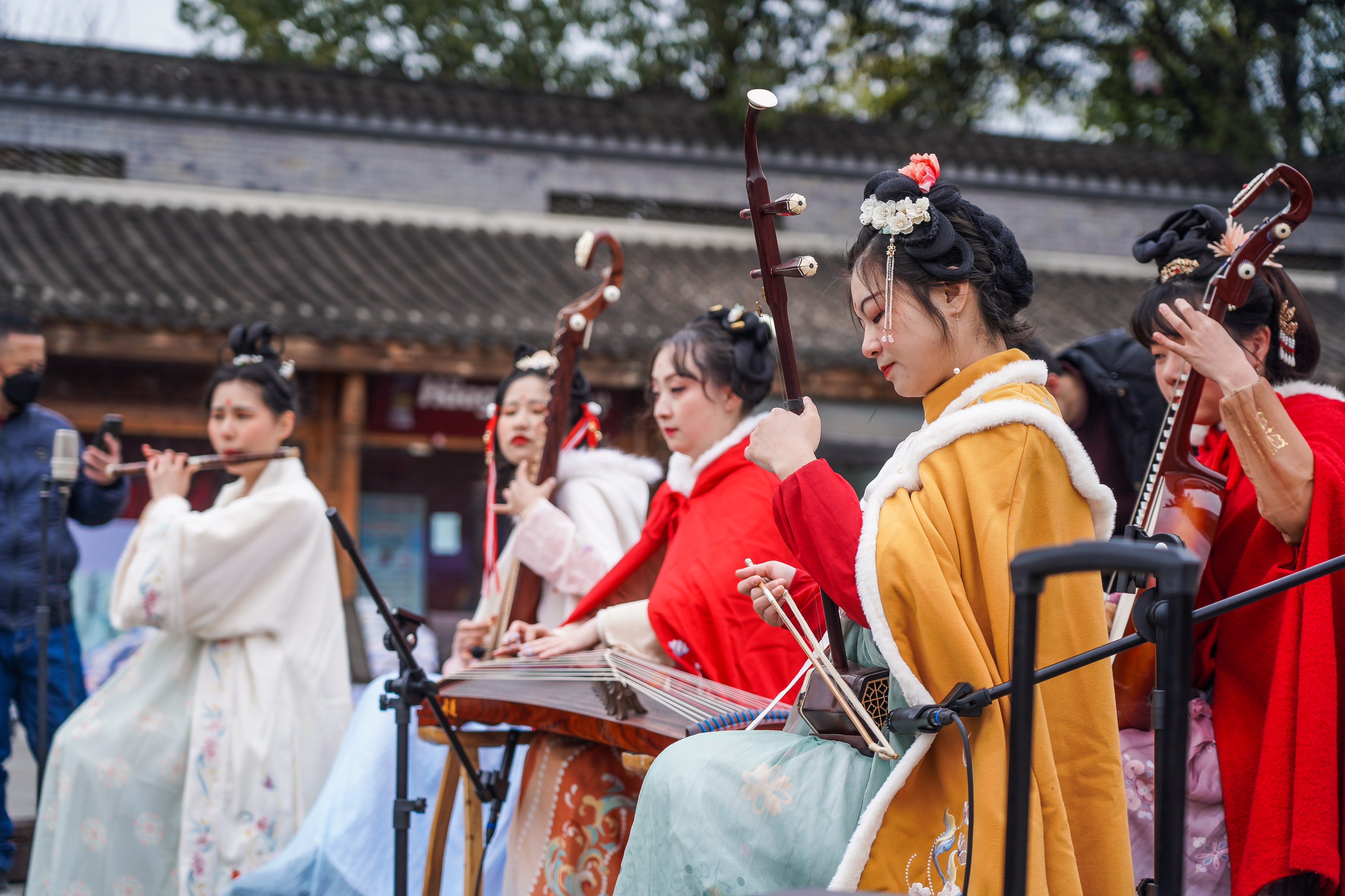 龙泉洛带古镇自驾游攻略,龙泉古镇攻略一日游可以带孩子吗