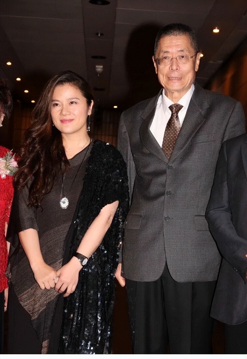 刘诗昆与孙颖及小孩合影,刘诗昆孙颖感情经历