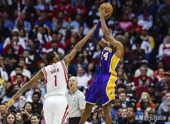 科比连续4场50+媒体反应,科比发挥失常仅得43分