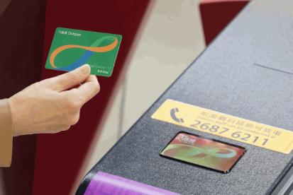 港铁还必须用八达通吗,香港内地游客吐槽