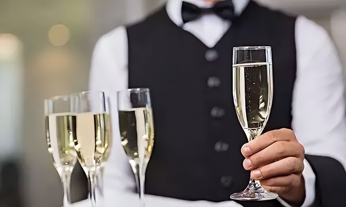 酒店餐饮部突发事件处理方法,酒店常见10大突发事件处理方法