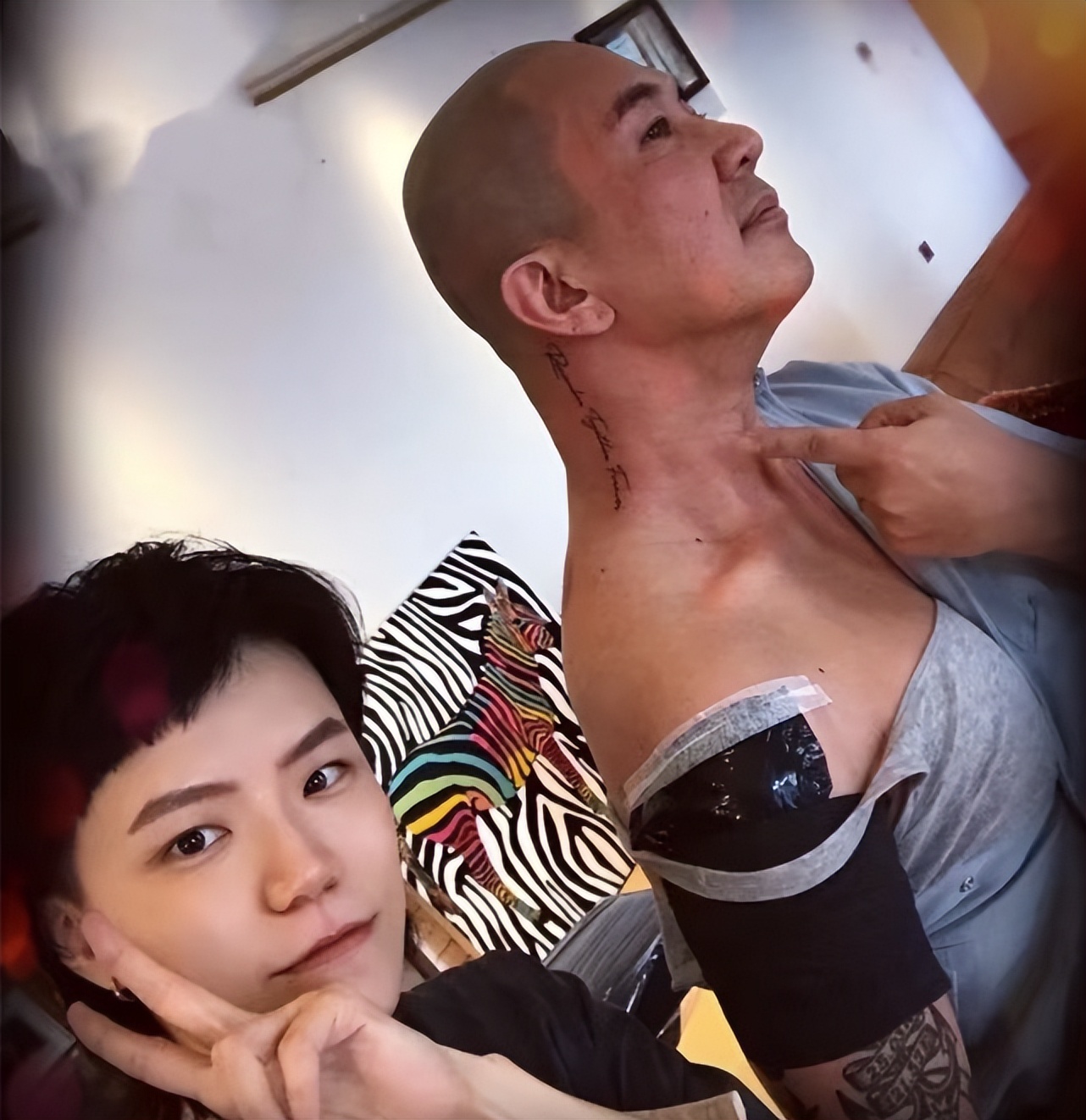 具俊晔将大s的名字纹在手臂上,大s具俊晔婚戒纹身