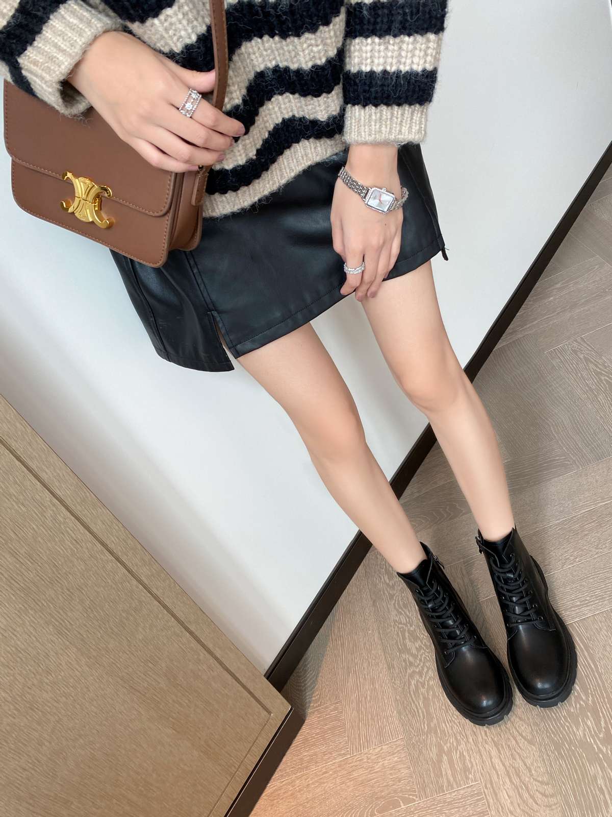 时尚新潮马丁靴,又酷又有型的马丁靴