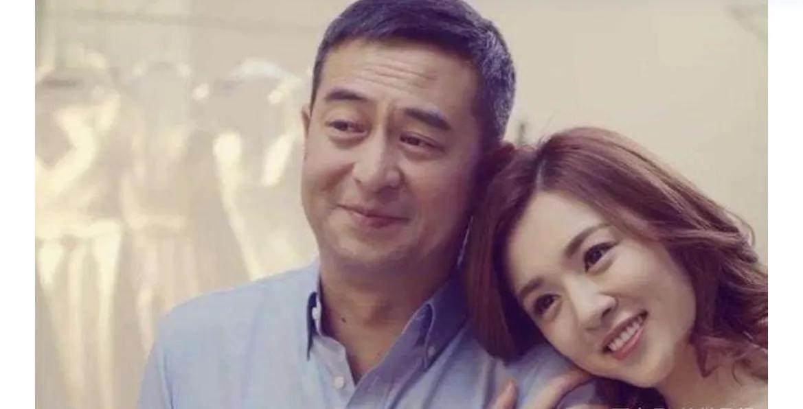 张嘉译王晓晨吻戏是真的吗 (王晓晨电视里评价张嘉译)