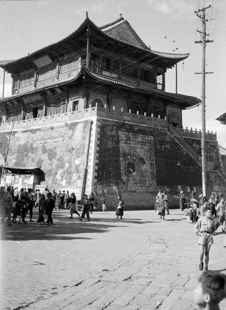 日军侵华兽行,日军当着国军的面杀俘虏