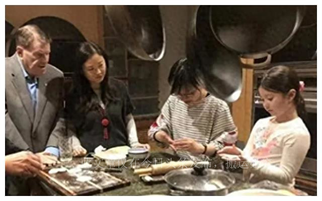 凤凰卫视女记者嫁给钻石王老五,隗静嫁了个美国老头