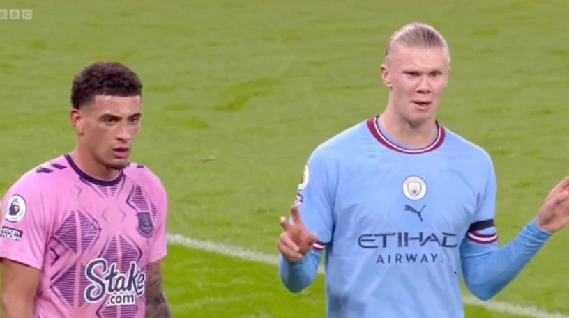 哈兰德散步过掉门将爆射双响,哈兰德5粒进球无助攻