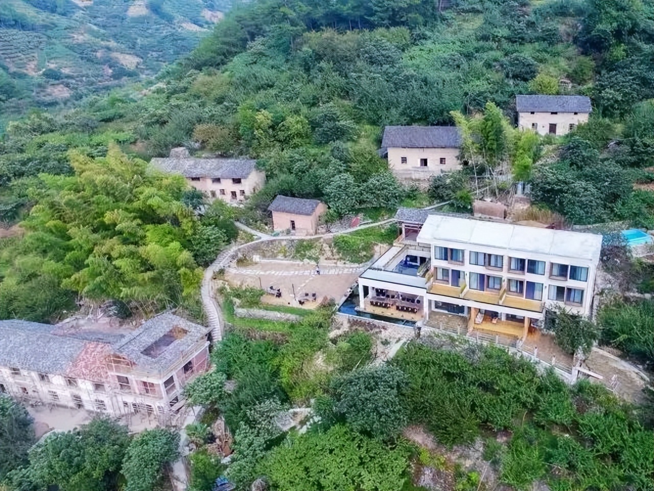 杭州出发2h,睡进千岛湖畔6家美宿，避开人群赏湖景山色丨南方民宿