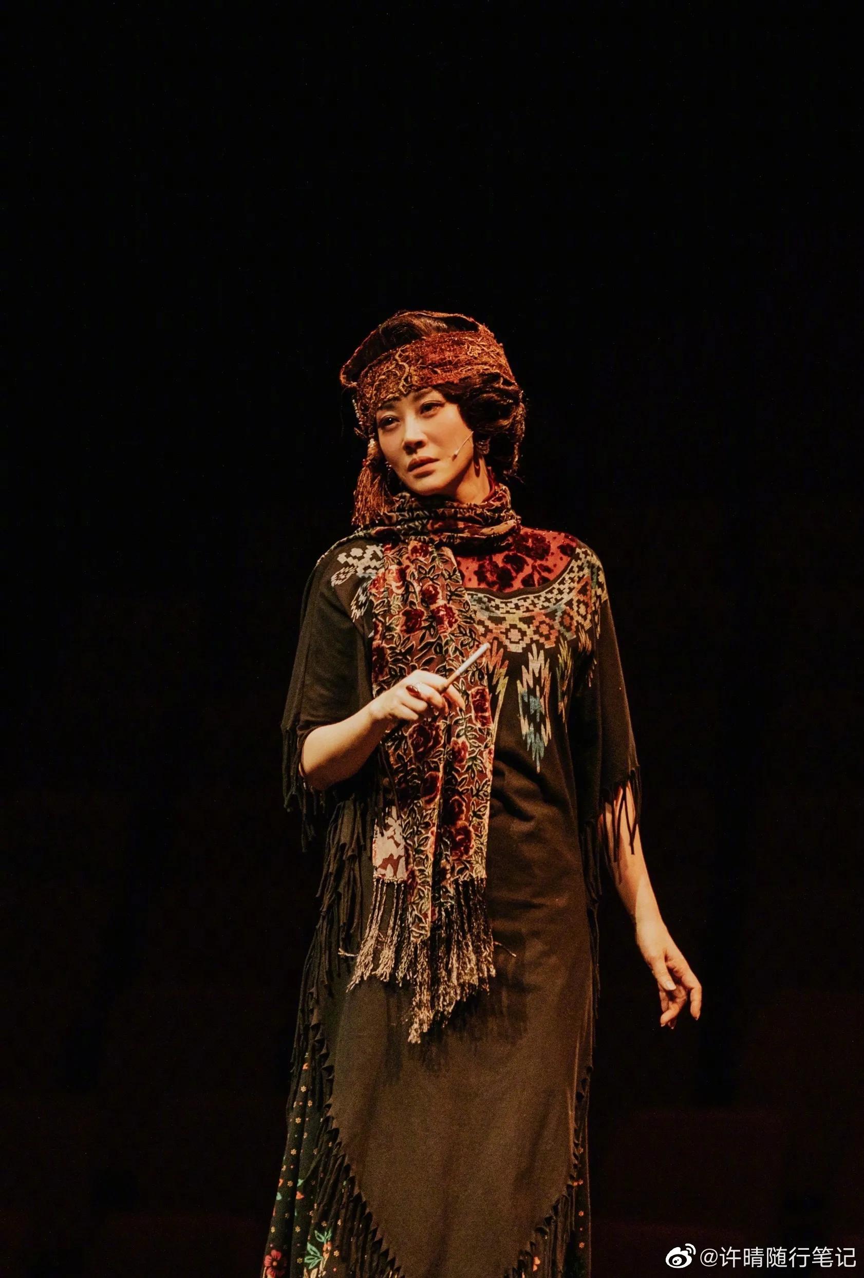 许晴和王志文谈过恋情,许晴曾经有多爱王志文