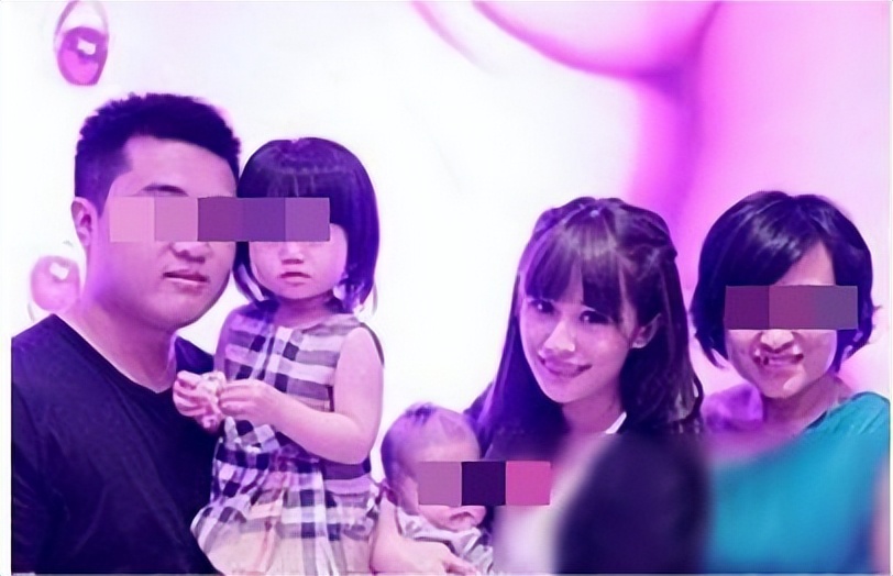 洗头妹逆袭分手费9亿,洗头妹韦雪个人资料