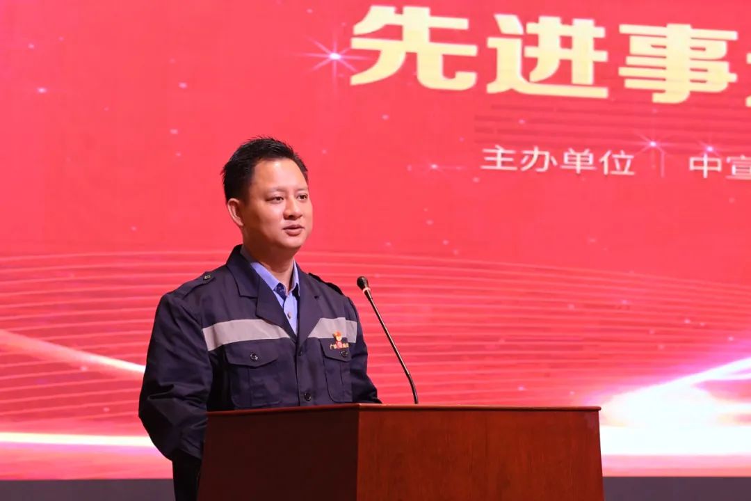 观看最美铁路人感悟,最美铁路人记录在工地上的日子