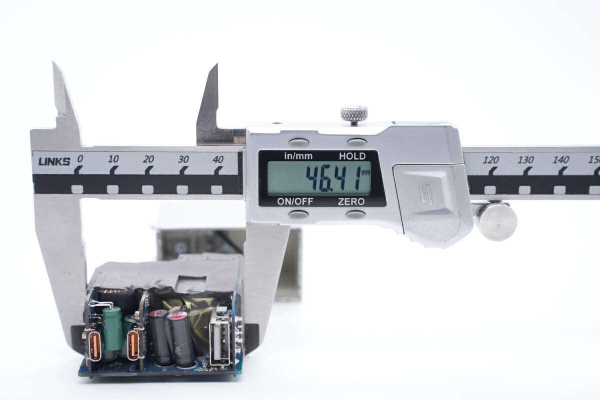 魅族pandaer65w充电器拆解,魅族pandaer氮化镓65w快充头评测