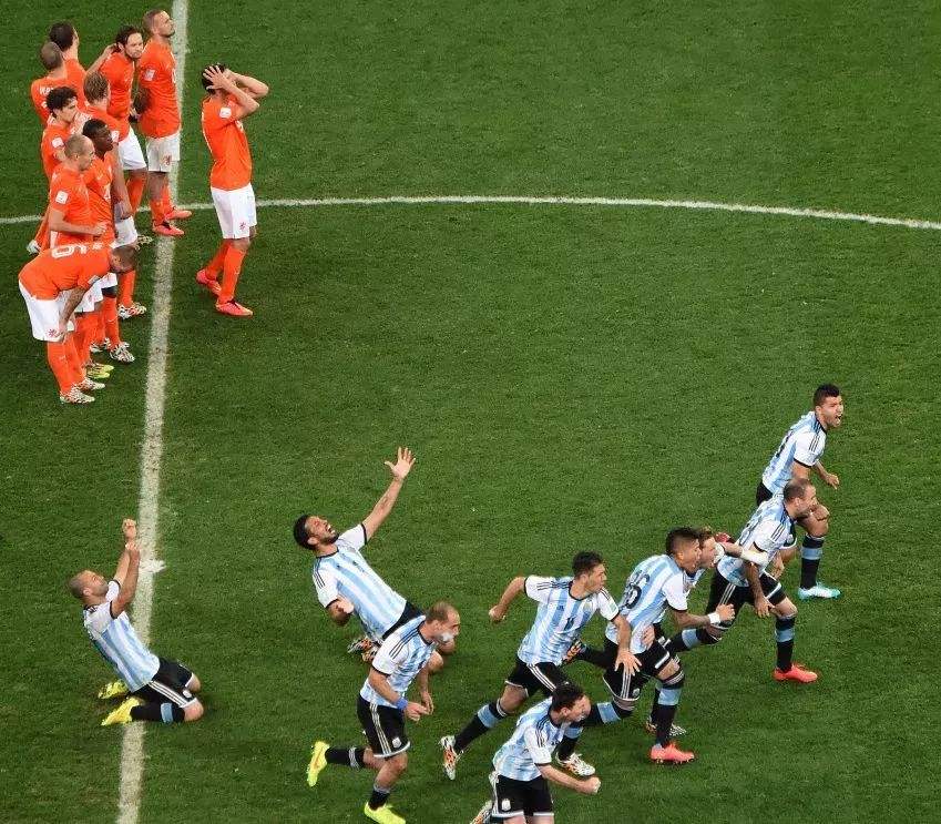 梅西和罗纳尔多谁的成就更高,梅西和罗纳尔多之间的友谊