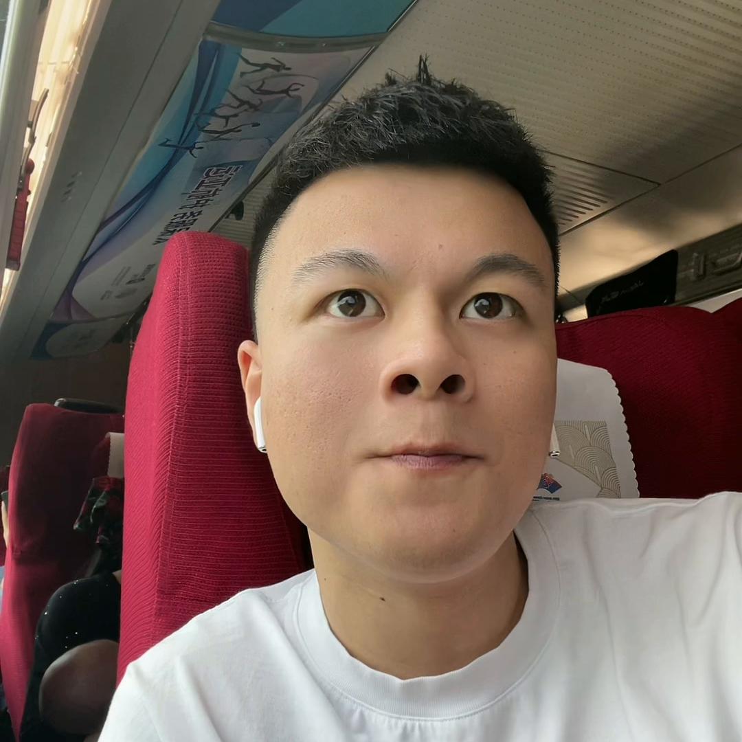 匠心品质水果+顶流营销促使百分茶在茶饮赛道越发稳...