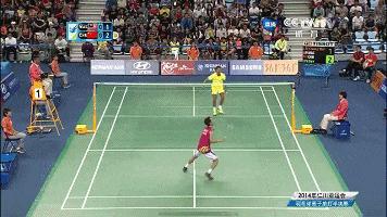 羽毛球混双女生启动步伐,羽毛球如何启动步伐