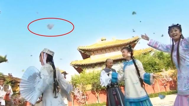 一个比一个廉价，辱智的五毛特效，但凡上点心都做不出这种东西