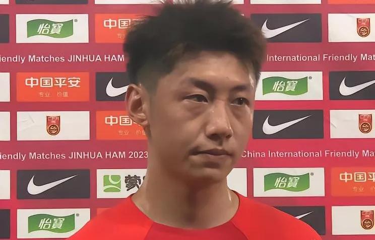 国足02负于韩国,中国男足1比0战胜法国阵容