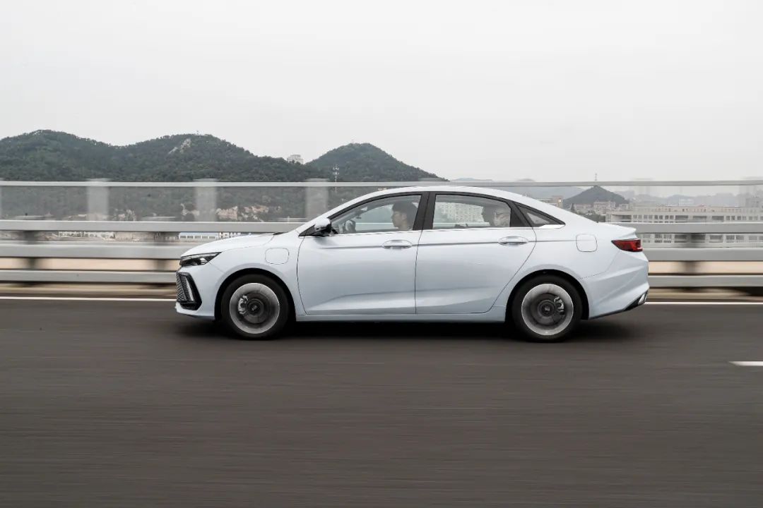 帝豪l雷神hip纯电实测,帝豪l雷神hip最低配讲解