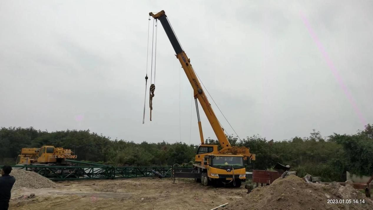 龙门吊倾覆致3人身亡受害人,龙门吊倾覆致3人身亡具体原因