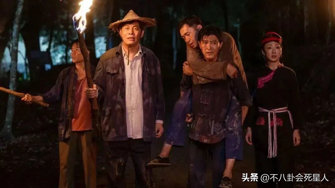 老戏骨云集，央视黄金档播出，《那山那海》打出了一把王炸