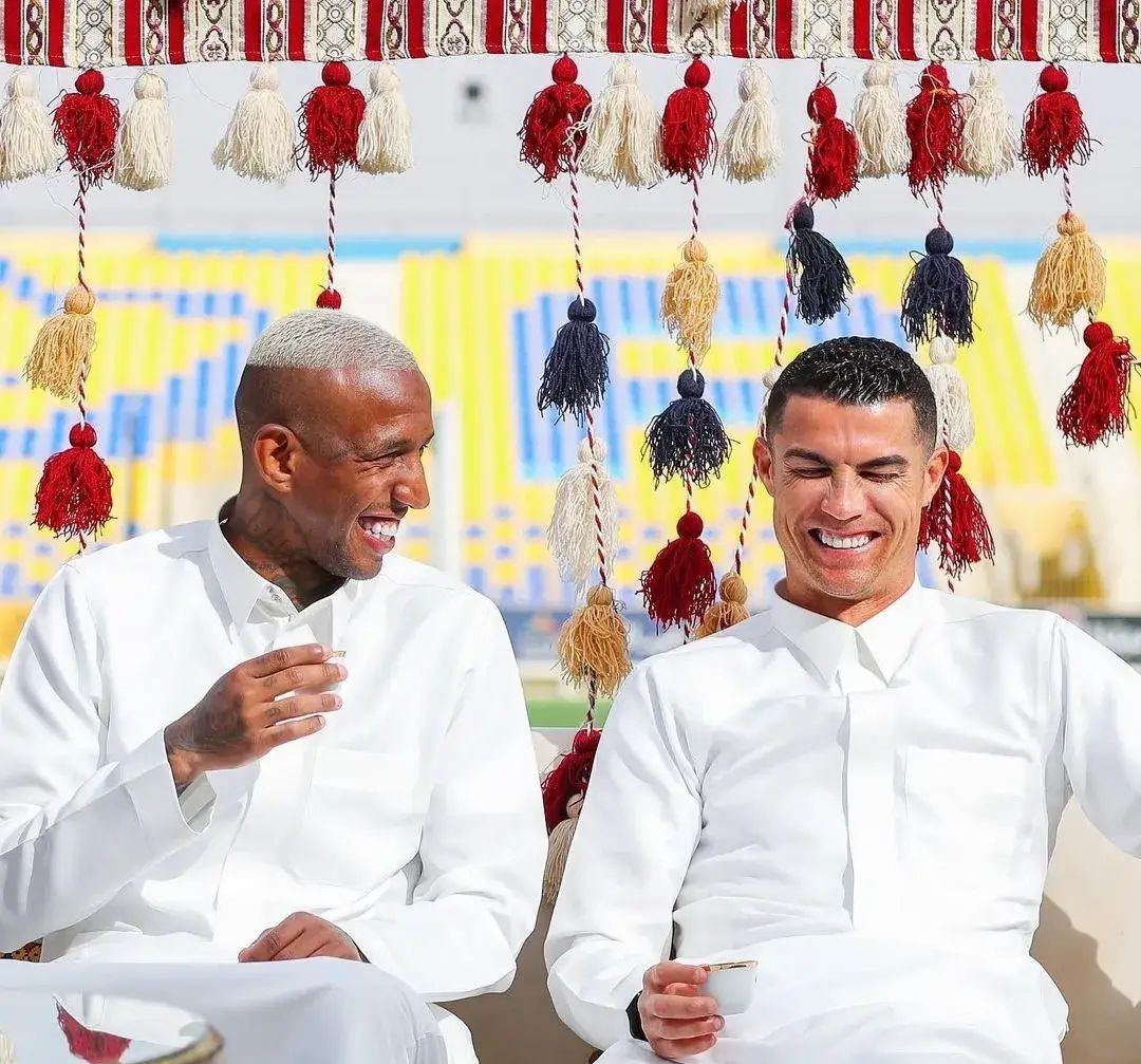 c罗足球沙特,球坛风云人物c罗