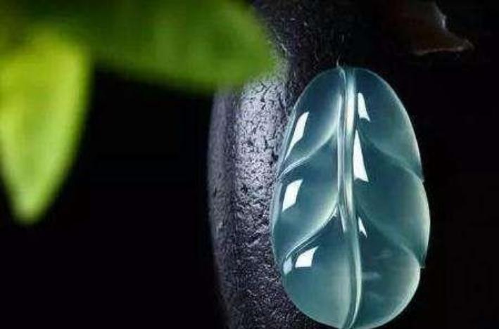 标准天空蓝翡翠,顶级翡翠天空蓝