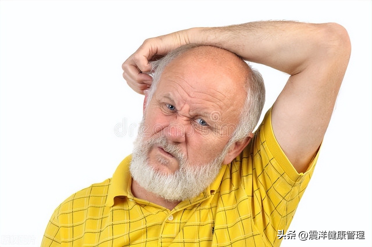 耳朵特别痒又掏不出耳屎怎么办,耳朵里痒一掏就流水是什么原因