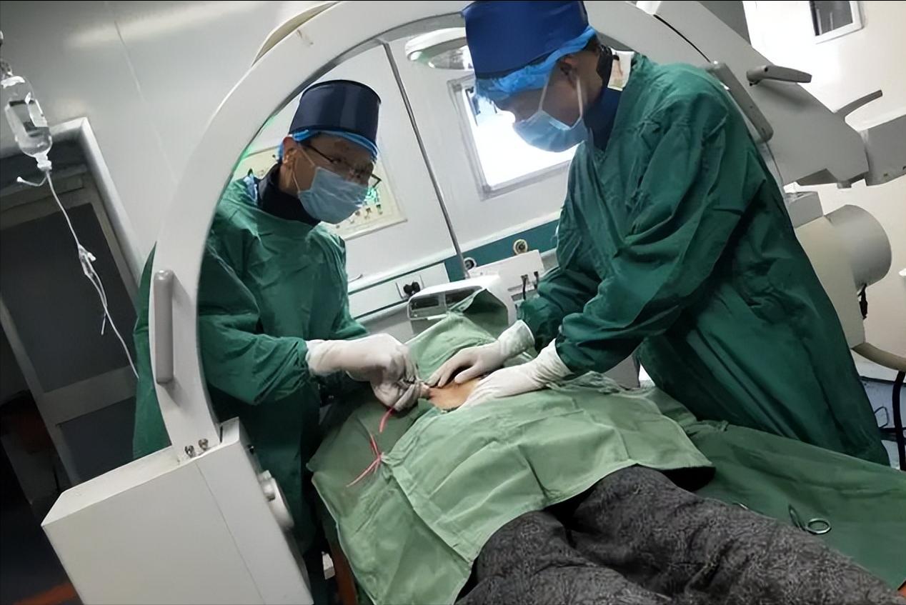 老年人骨质疏松腰椎骨折保守治疗,腰椎骨折保守治疗好了能弯腰不