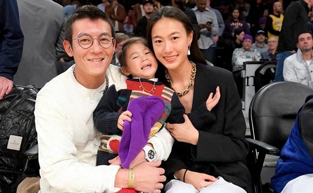 47岁的华谊老板娘,华谊老板娘嫁给陈冠希