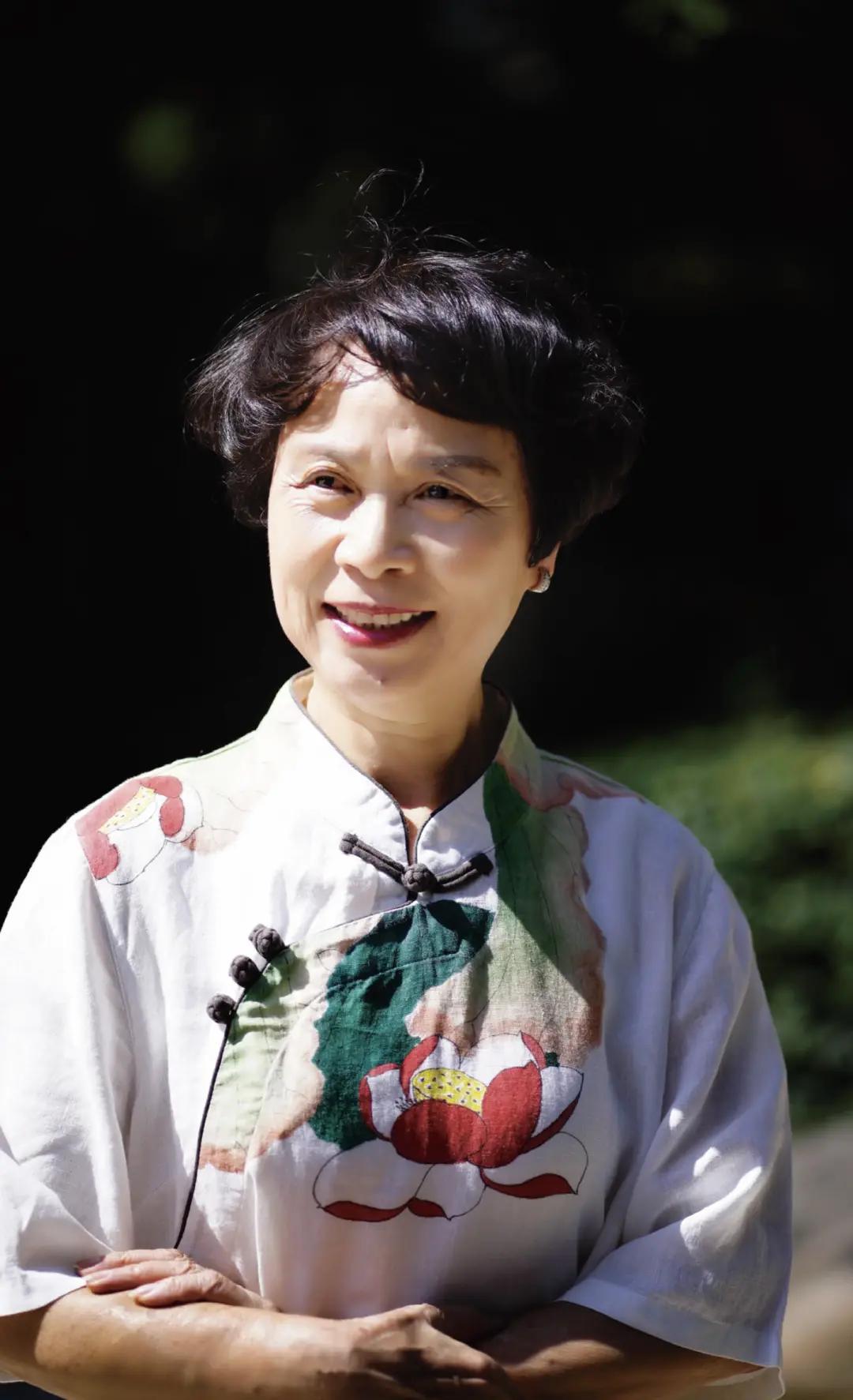 温金燕3D“莲画”展开幕,达照法师给予高度评价!见者有福了