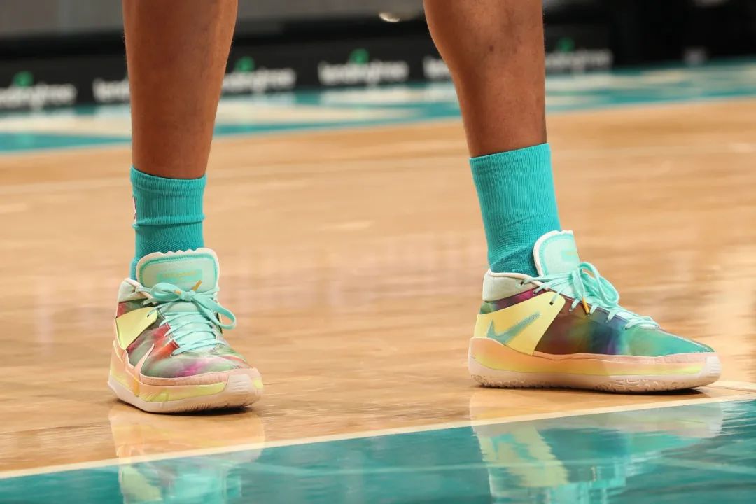 nba杜兰特最超神表现的比赛 (杜兰特单场得分新高)