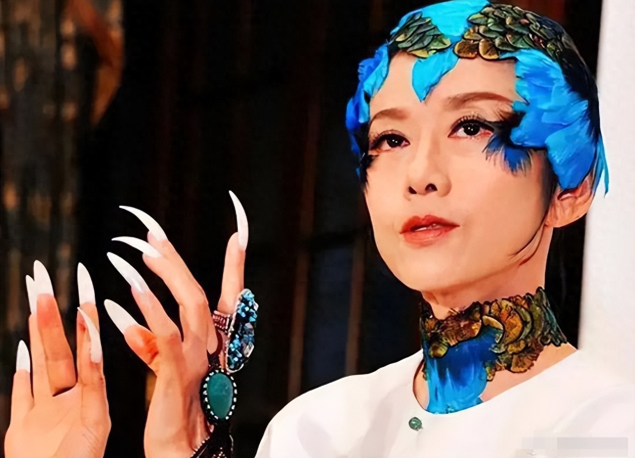 杨丽萍的四大不解之谜,杨丽萍十大不解之谜