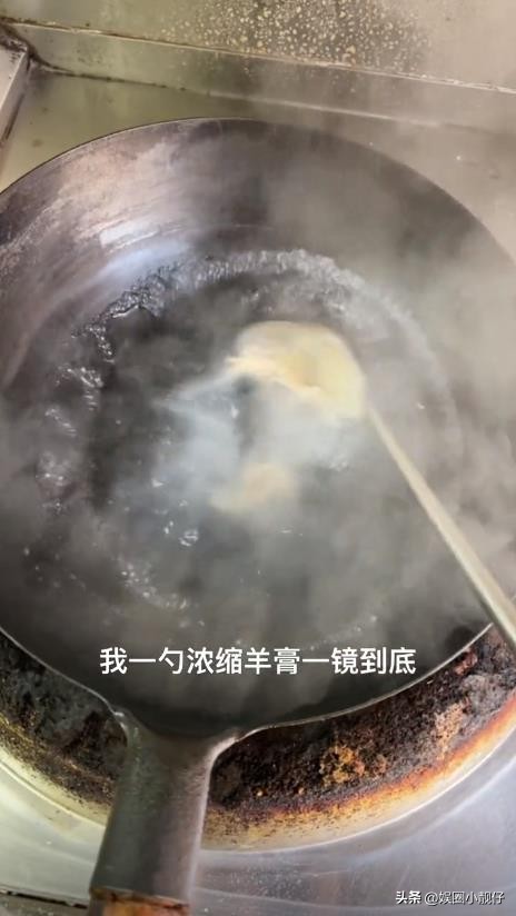 7小时熬汤不如勺三花淡奶，绝命毒师掀翻餐饮界，全是科技和狠活