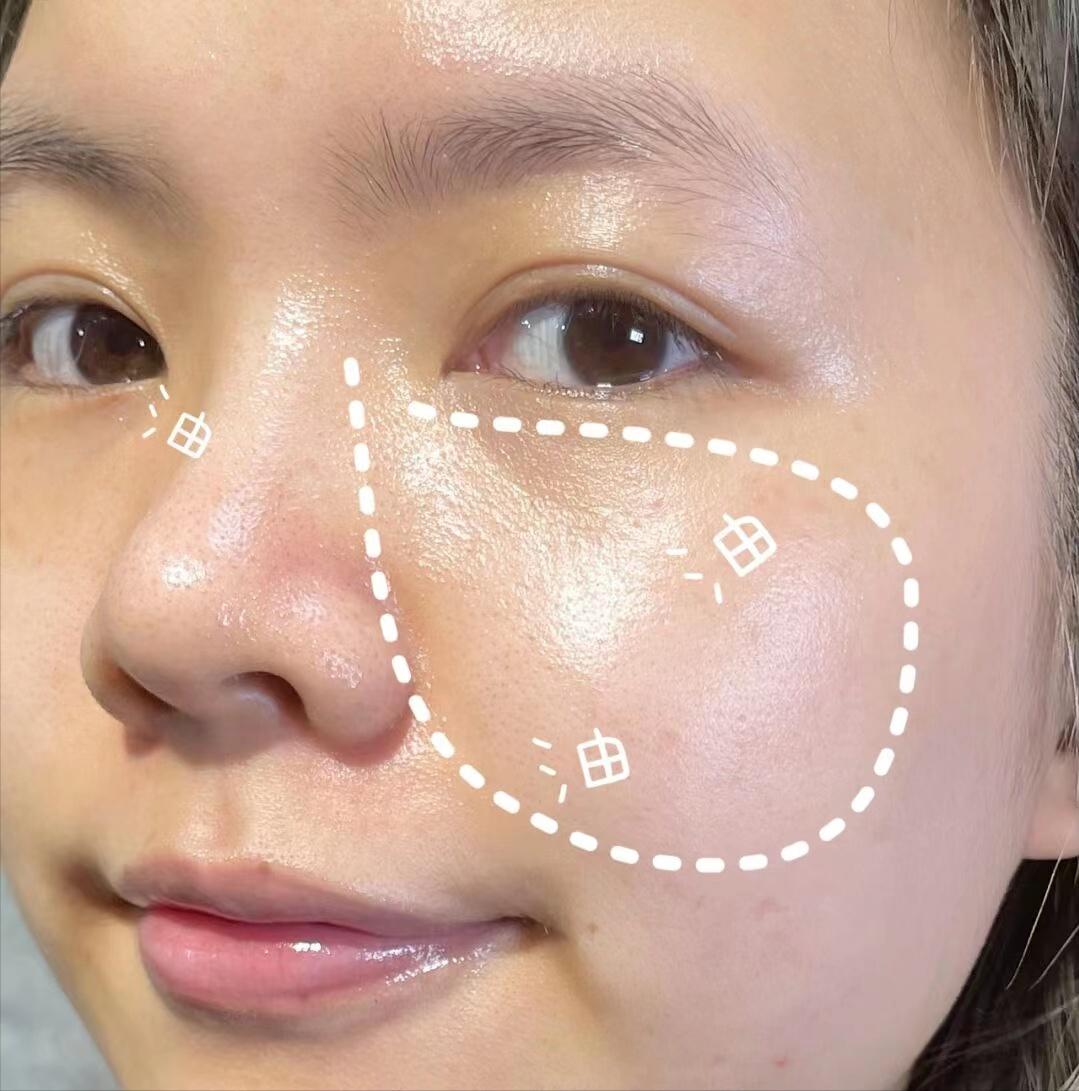 长时间涂粉底肤色暗沉,为什么上完粉底脸色发白