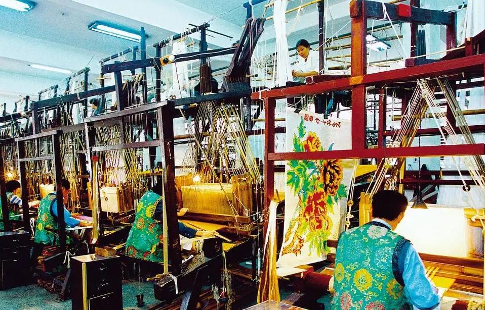 南京云锦有多少年的历史了,南京云锦最顶级的一件