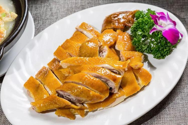 香港人吃的是粤菜还是港菜,香港菜什么风味