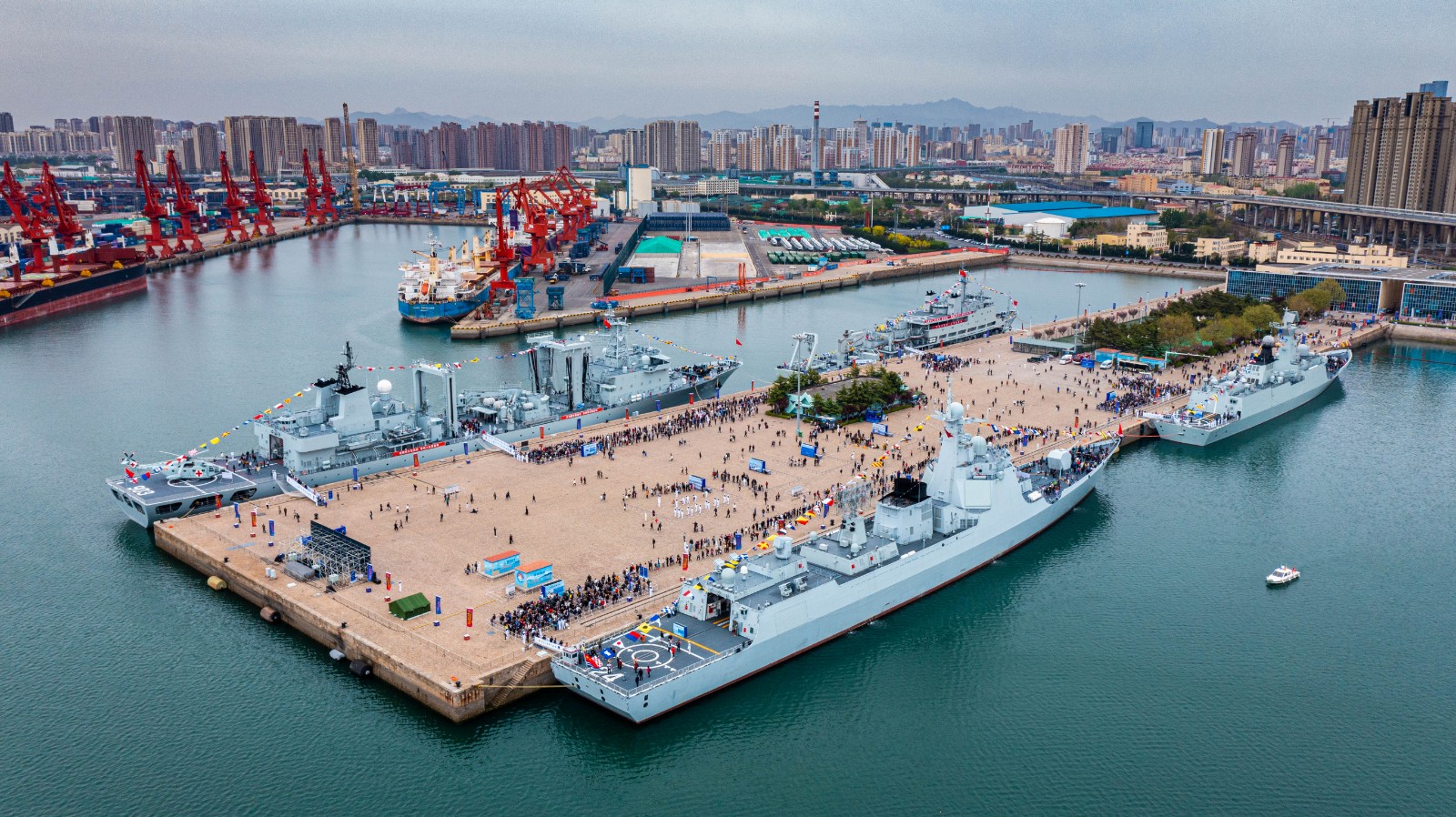 人民军队光辉战斗历程,人民军队的光辉战斗历程