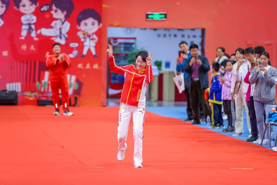 cctv5北科大奥运冠军,北科大铅球奥运冠军