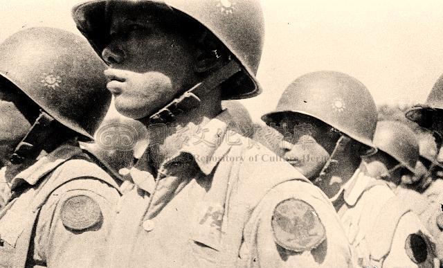 日军日记：路遇逃难的女学生，我将她的腿骨做成了锋利的*刀刺**!