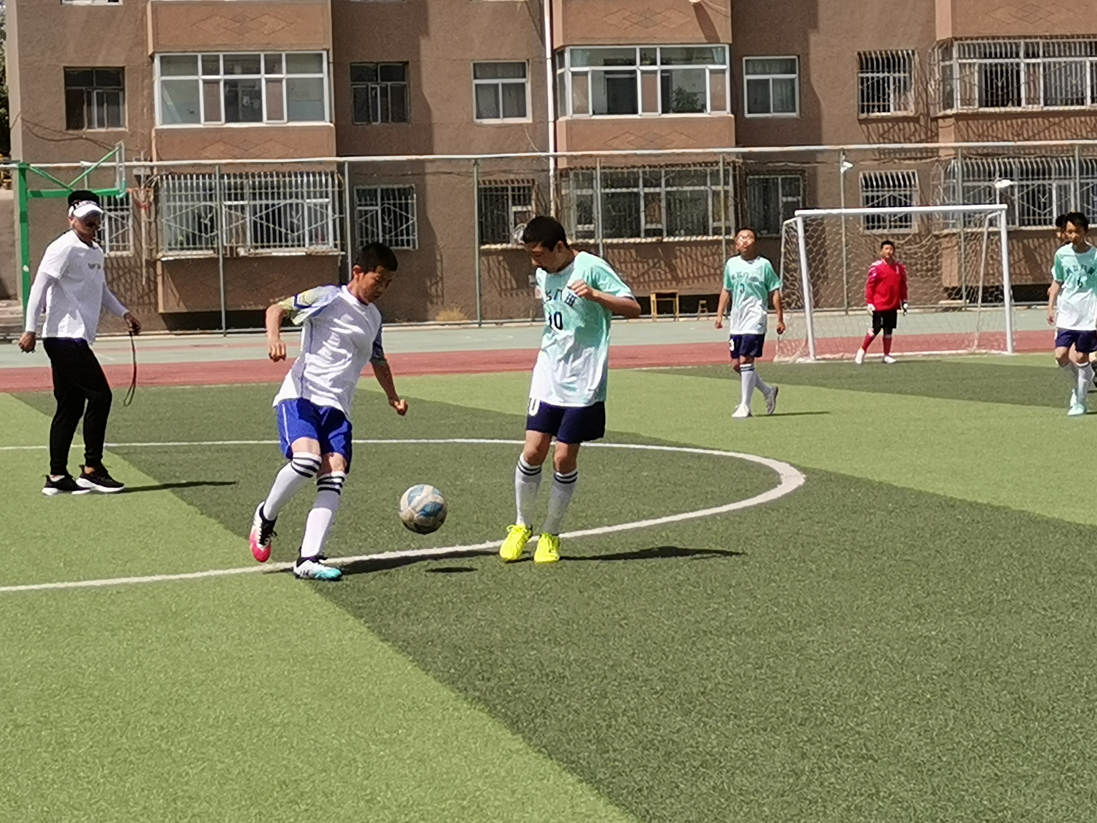 骄阳似火燃燃,骄阳似火激情四射下一句