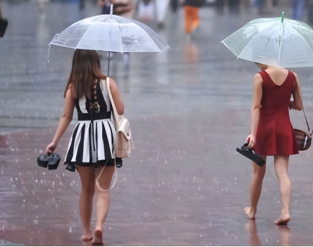 脚丫烂脚趾缝痒溃烂是怎么引起的,夏天脚趾缝烂是什么原因