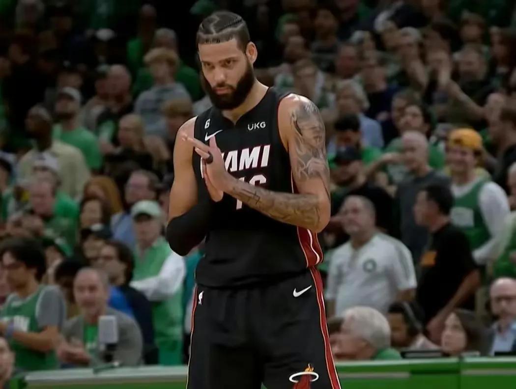 老詹为什么不突破,老詹身边的控卫