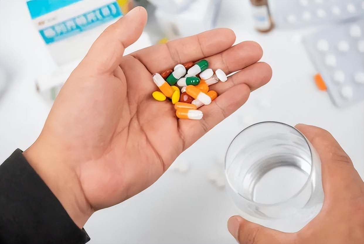 阿莫西林10大禁忌和副作用,阿莫西林滥用现象严重引发担忧