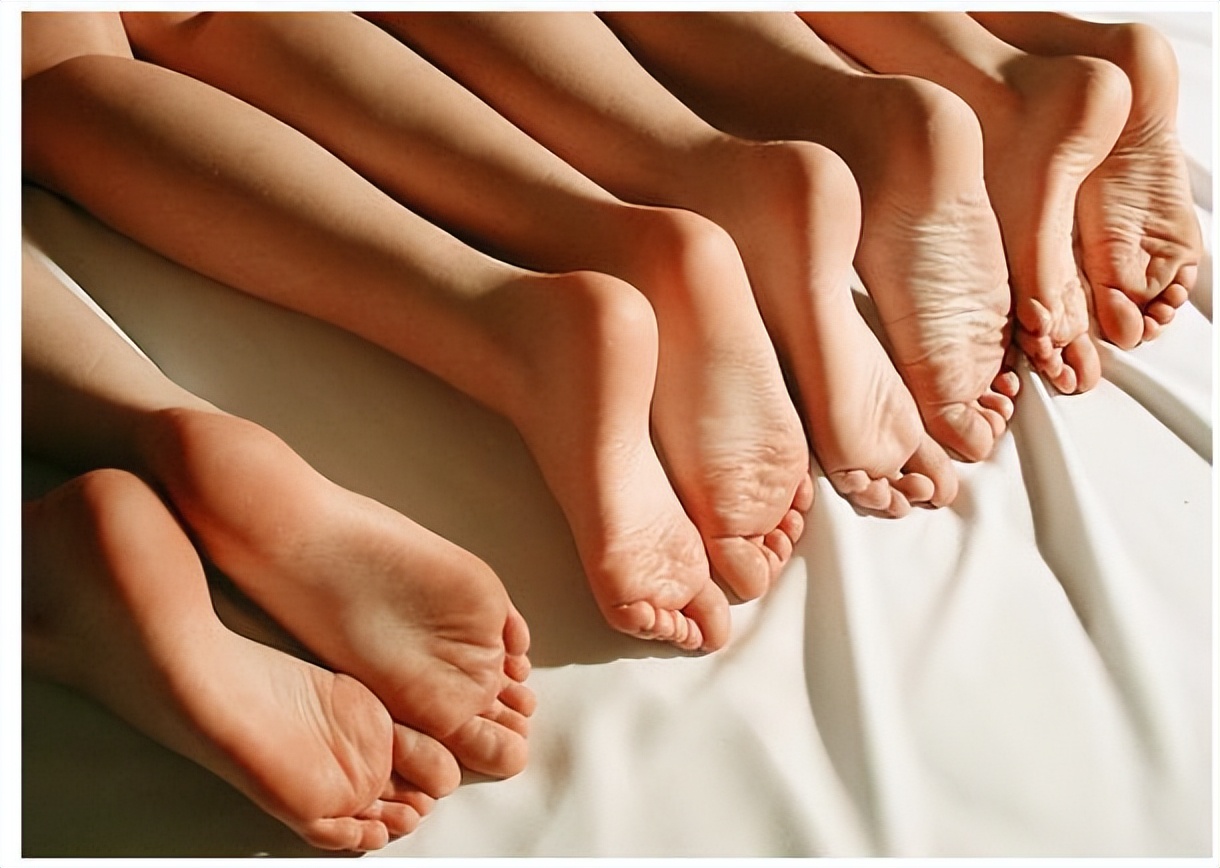 妻子和丈夫同房，被丈夫“种草莓”，第二天匆匆赶到医院，为何？