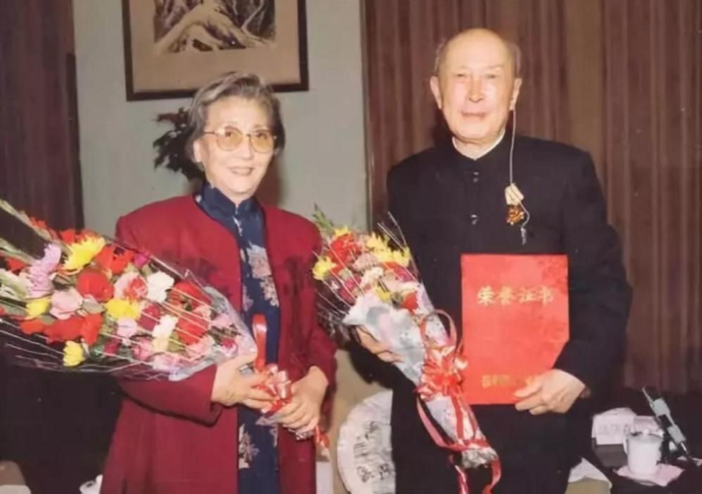 祝学军牺牲家人痛哭,钱学森是哪年去世的