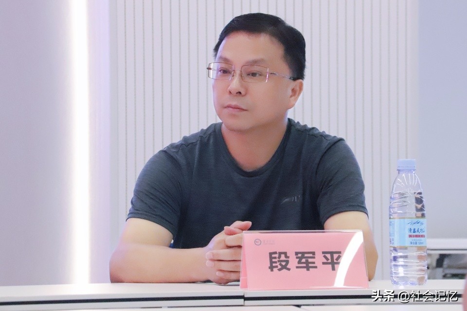 医院领导莅临我院交流指导,宜春康贝口腔正畸