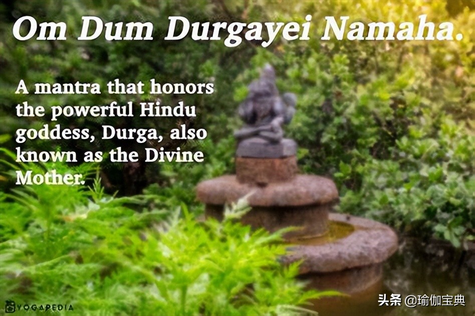 可以加入你的瑜伽练习中的5个美丽的Mantras集中注意力的强大方法