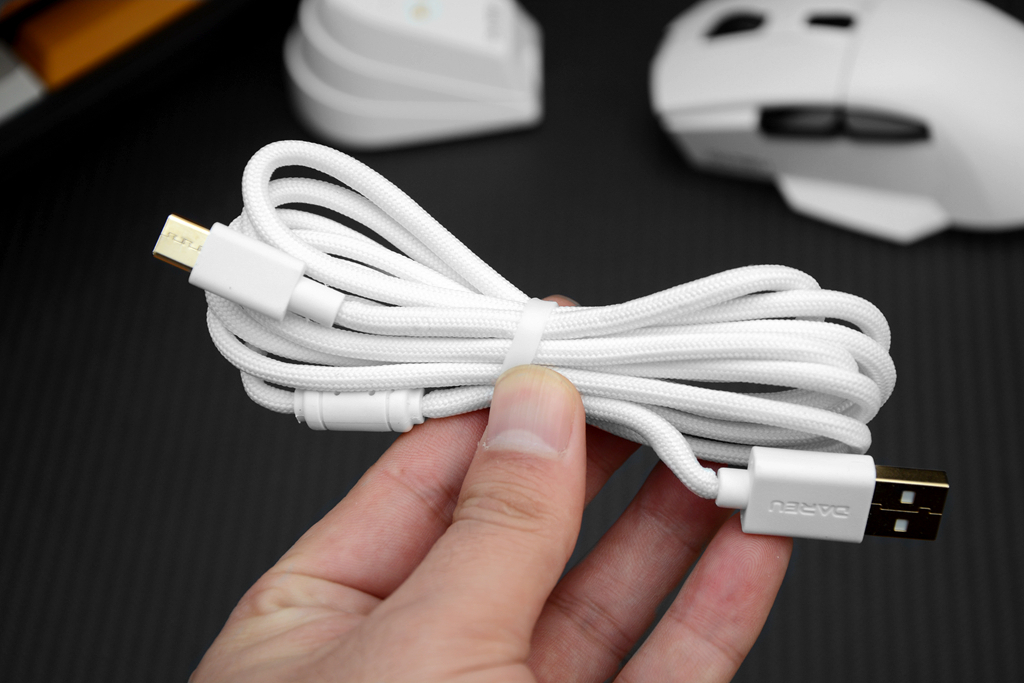 达尔优釉下青a950鼠标评测,达尔优a955鼠标有延迟吗