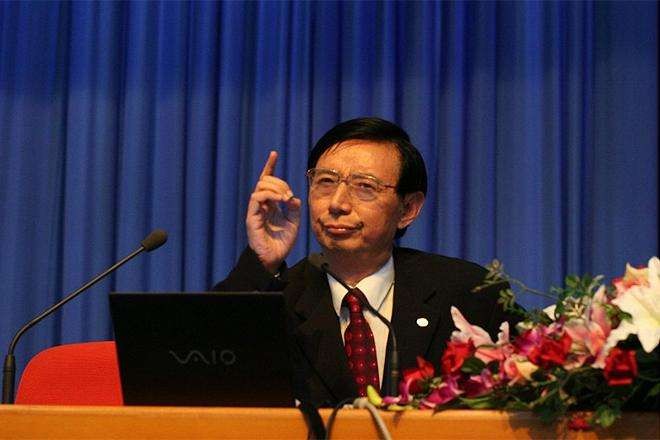 尹明善坐牢时间,尹明善坐牢多少年